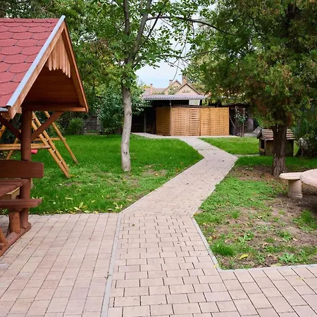 Koelcsey Vendeghaz 아파트 Hódmezővásárhely