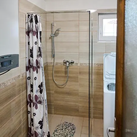 아파트 Koelcsey Vendeghaz